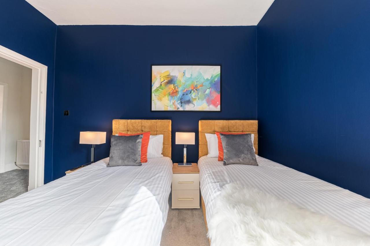 Stylish Luxury Large 4br Kingbed Apartment